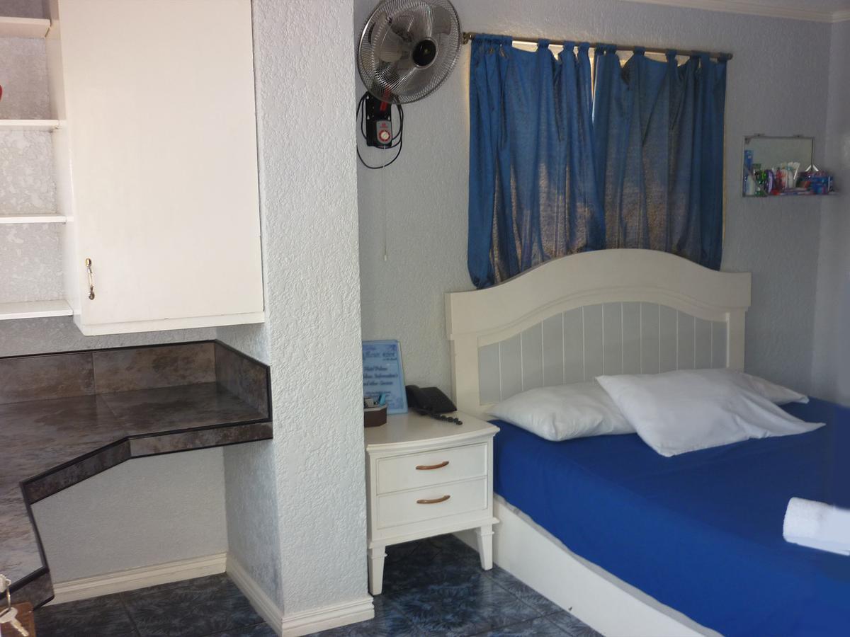 Blue Rock Resort Olongapo Esterno foto