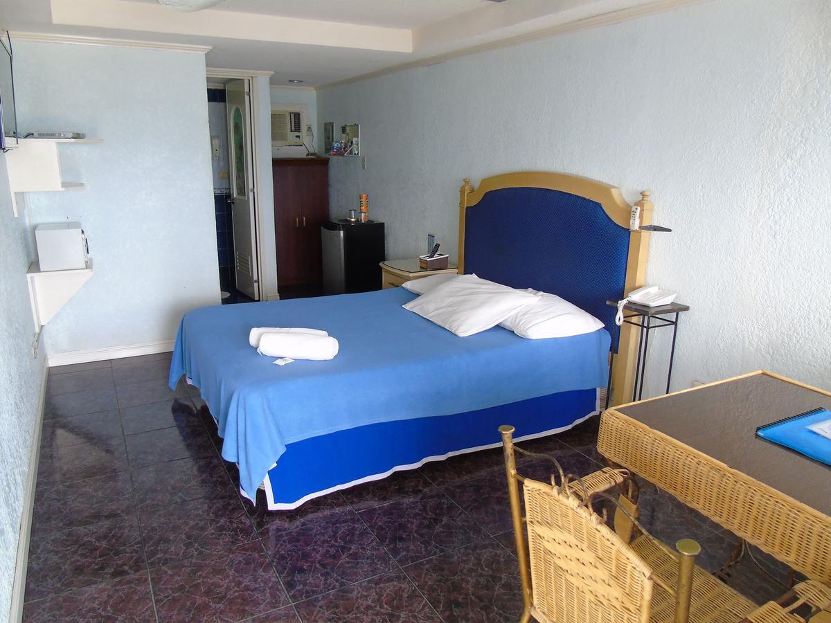 Blue Rock Resort Olongapo Esterno foto