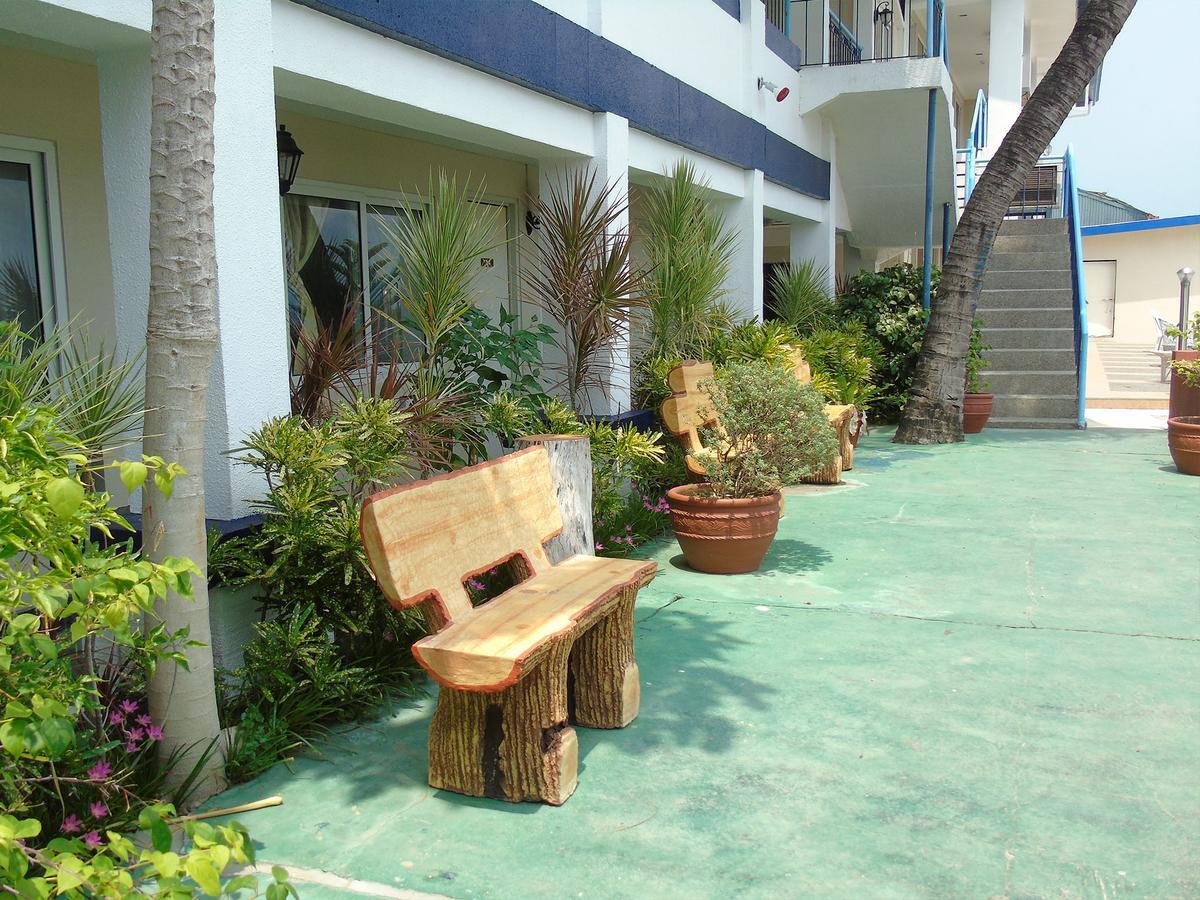 Blue Rock Resort Olongapo Esterno foto